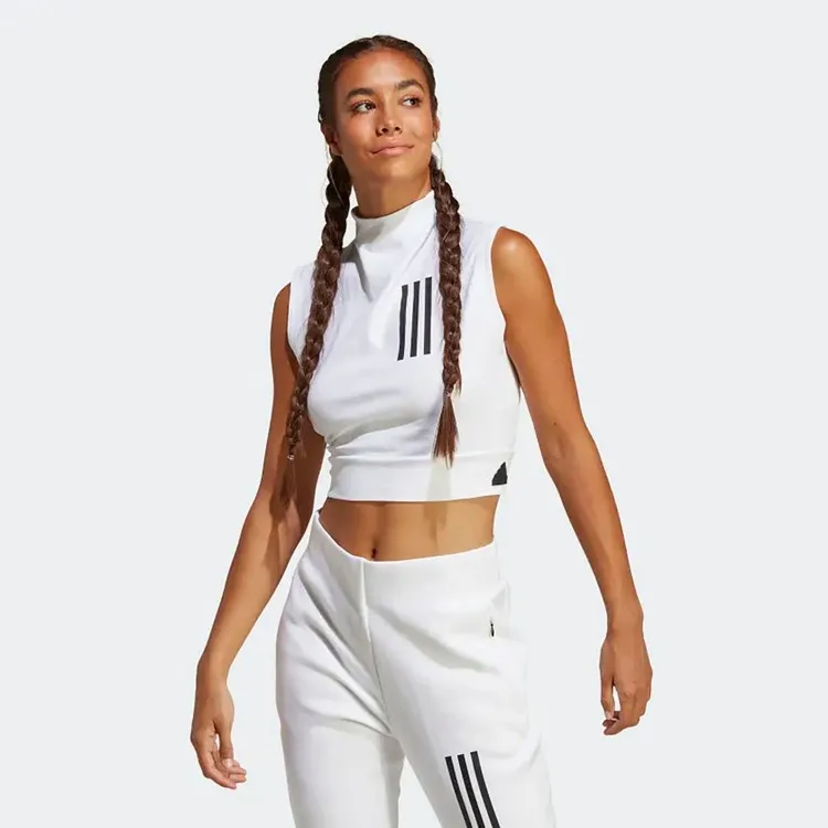 Рисунок 2 - Женская повседневная футболка Adidas