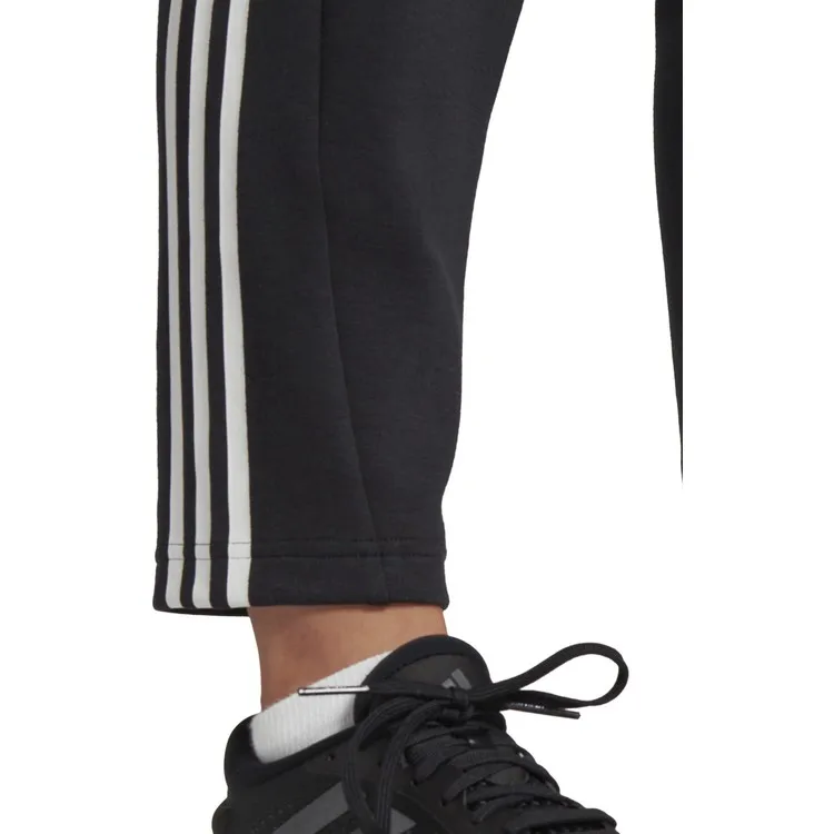 Рисунок 4 - Adidas обычный черно-белый женский