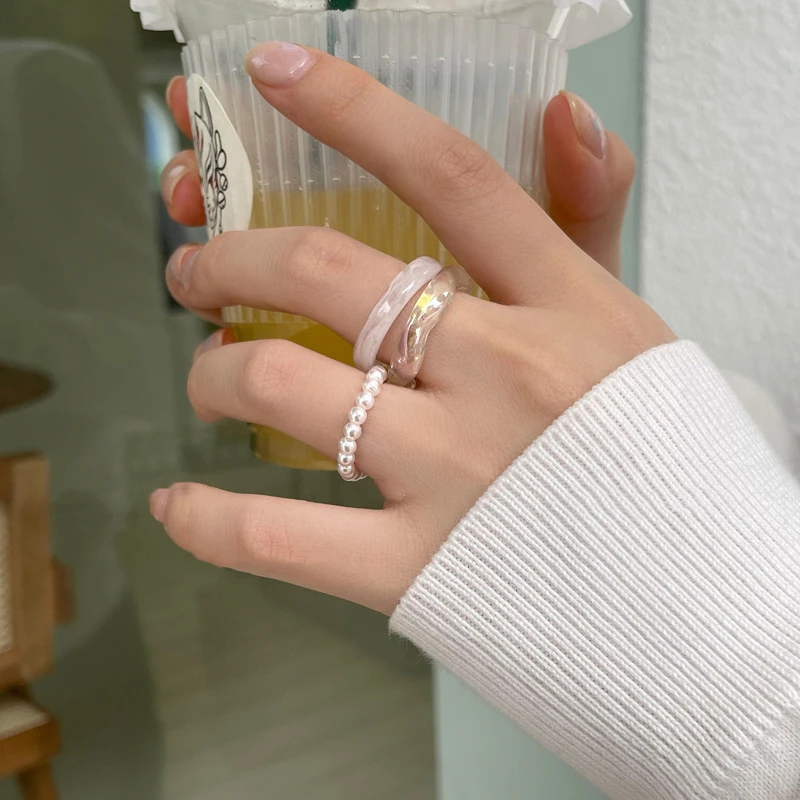 

3pcs/set Korean Style Acrylic Ring Set For Women Light Color Resin Beaded Elastic Rings Girl Party Bridal Wedding Finger Jewelry