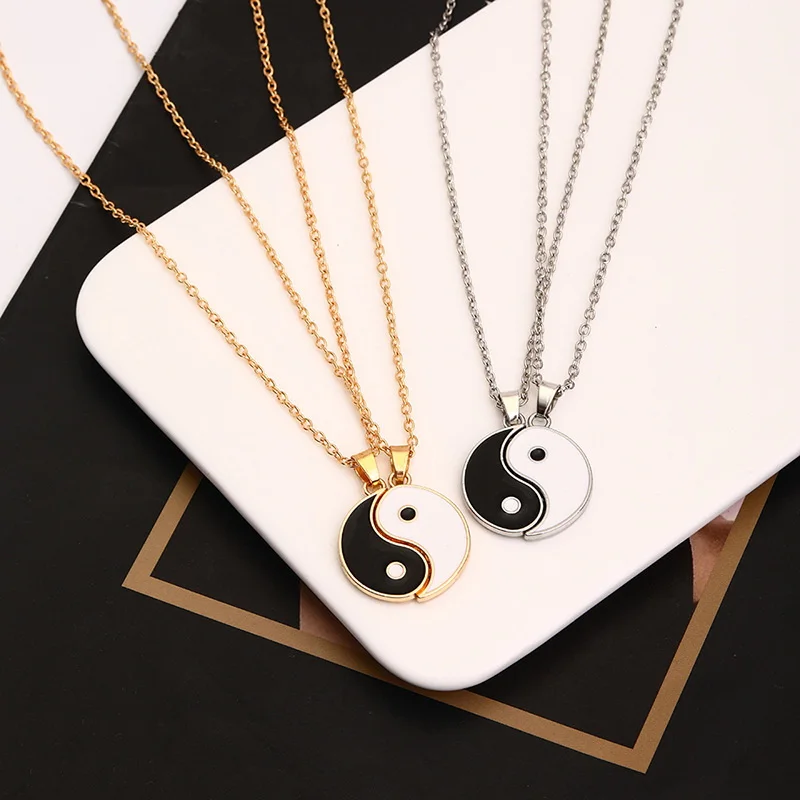 

Vintage Yin Yang Tai Chi Paired Couple Necklace For Women Men Lover Best Friend Stitching Heart Pendant Necklace Fashion Jewelry
