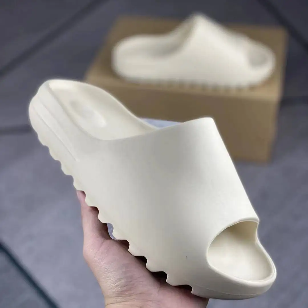 

Summer Women Slippers Indoor Bathroom Thick Non-slip Soft Home Couple Cartoon Flip Flop Bear Beach Sandals Ladies Shoes