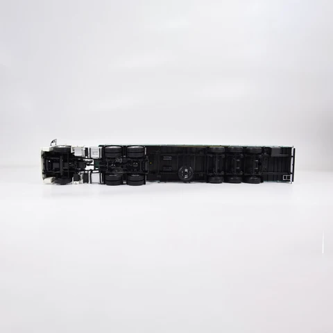 Модель грузовика Kamaz-65206 1:43