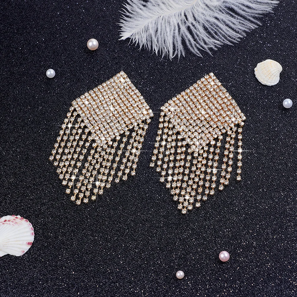 Fashion Women Metal Rhinestone Nipple Cover Sexy Tassel Nipple Pasties Reusable Adhesive Breast Wear Party Nipple Accessories