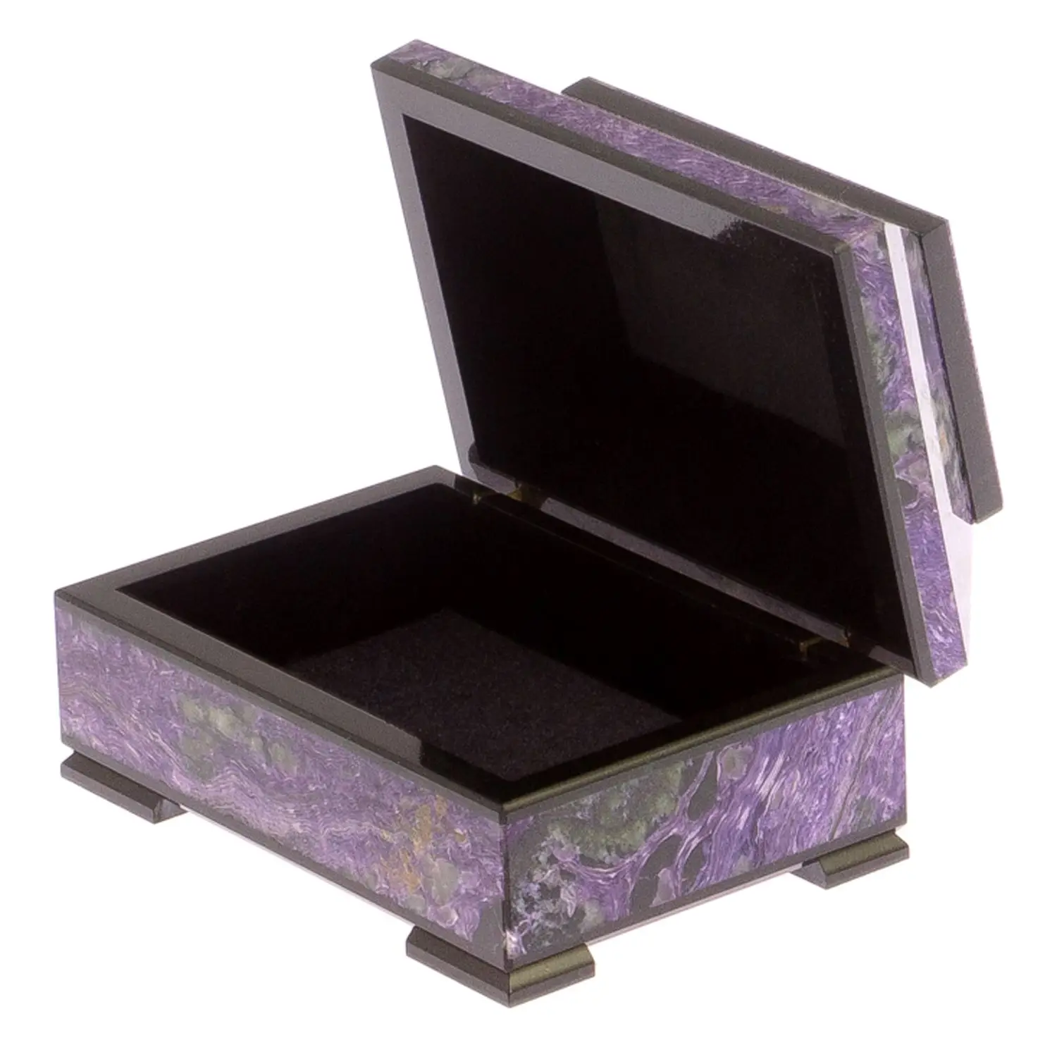 Рисунок 3 - Ларец из чароита "Праздничный" 13х9х7