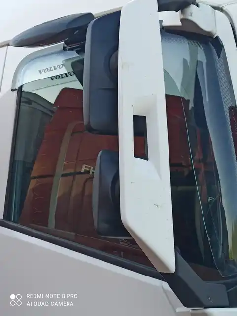 Ветровики дверей Volvo FH4 2012-2016 Comfort черная