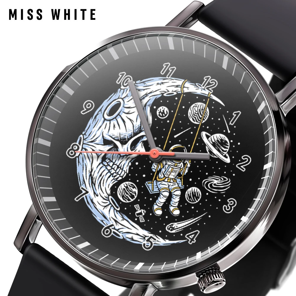 New Men's Luxury Fashion Watch Black Skull Boy Gift Watches Quartz Wrist Watch