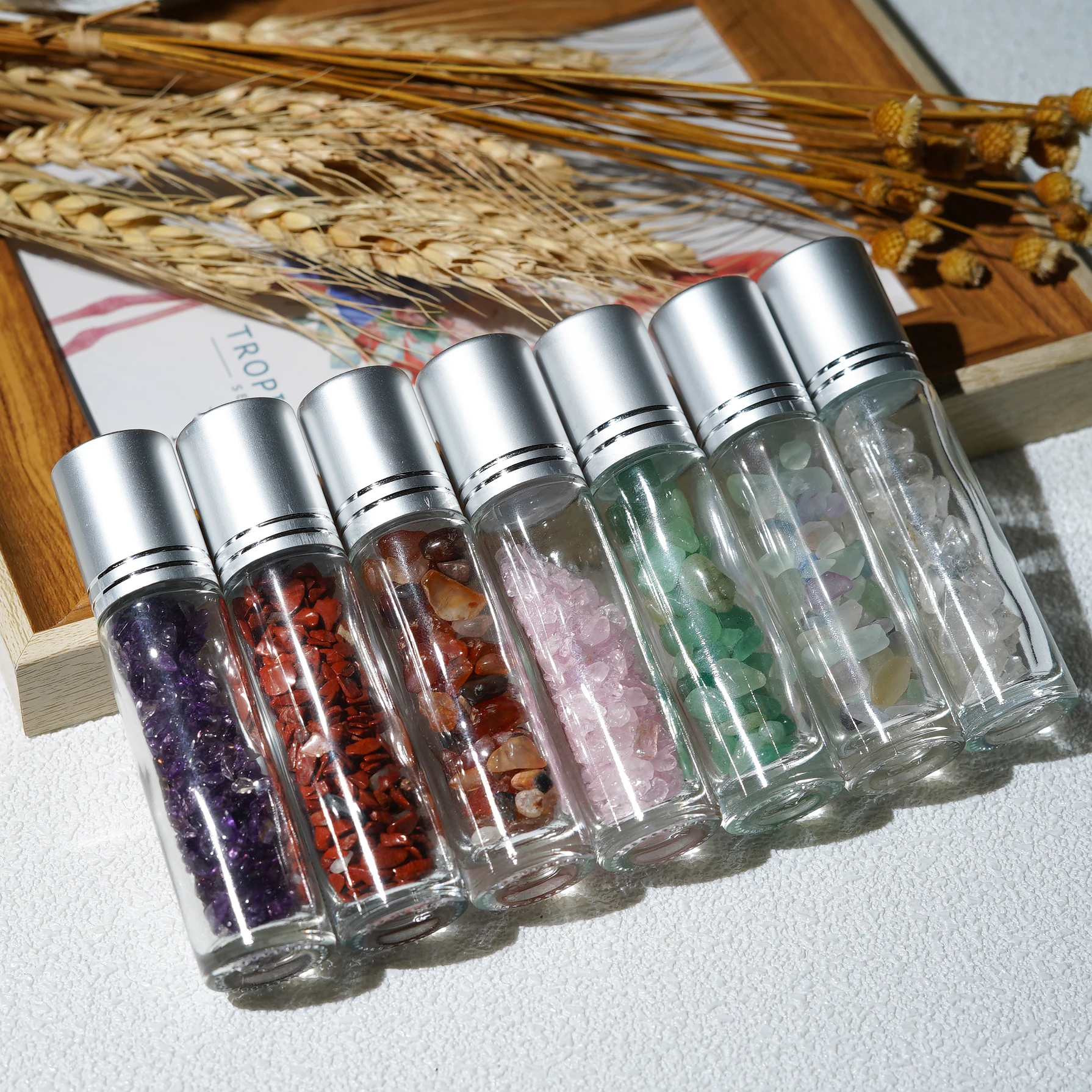 

10ml Natural Crystal Refined Oil Roller Bottles Refillable Roll-On Energy Healing Crystal Chips Semiprecious Stones