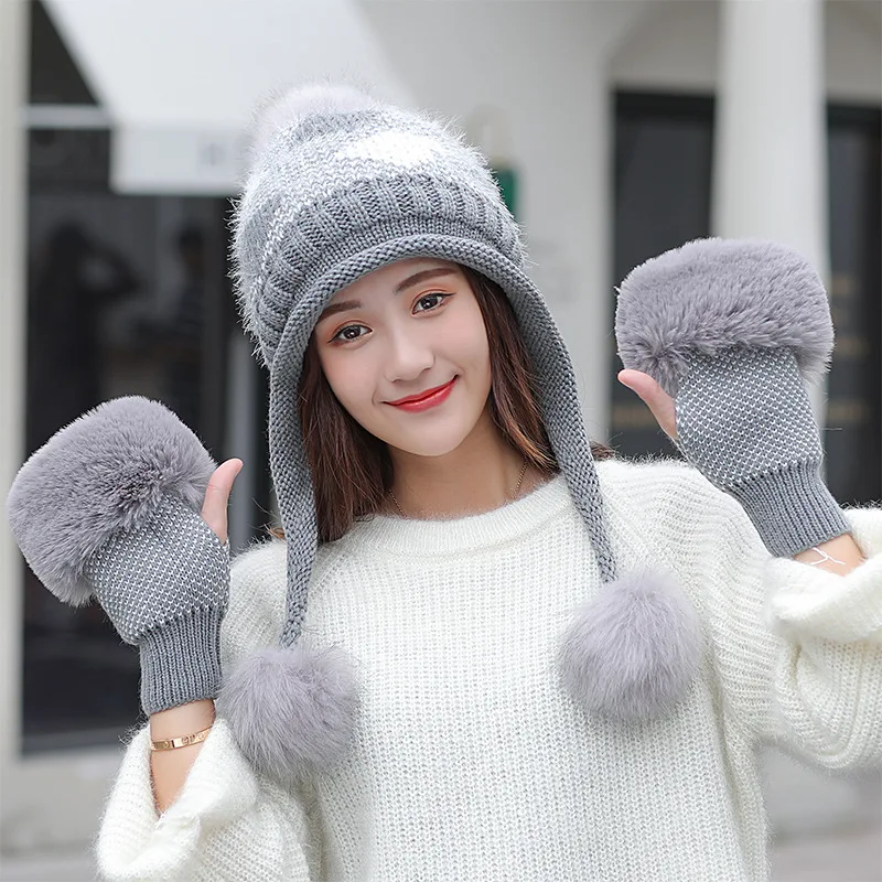 Зимняя вязаная шапка из шерсти теплое маскировочное воротник три набора Плюс бархатное утолщение для женщин мяч шапки шарф девушки холодный аксессуар на погоду.