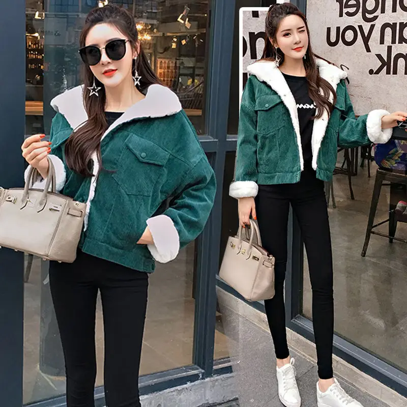 

Top Quality Women Corduroy Jackets Autumn Winter Warm Lamb Fur Coats Casual Fashion Female Bomber Jacket Student Short Outerwear