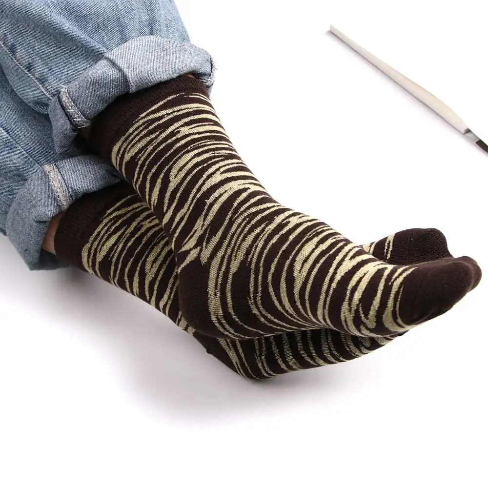 Носки мужские хлопковые в полоску теплые мягкие повседневные с принтом зебры