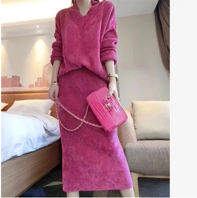 

2020 Winter light cooked sweater skirt fashion two-piece suit