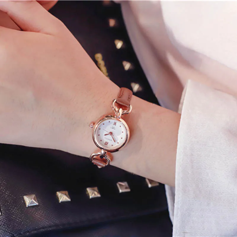 

Women Girl Simple Quartz Wrist Watch PU Leather Strap Mini Thin Dial Watches EIG88