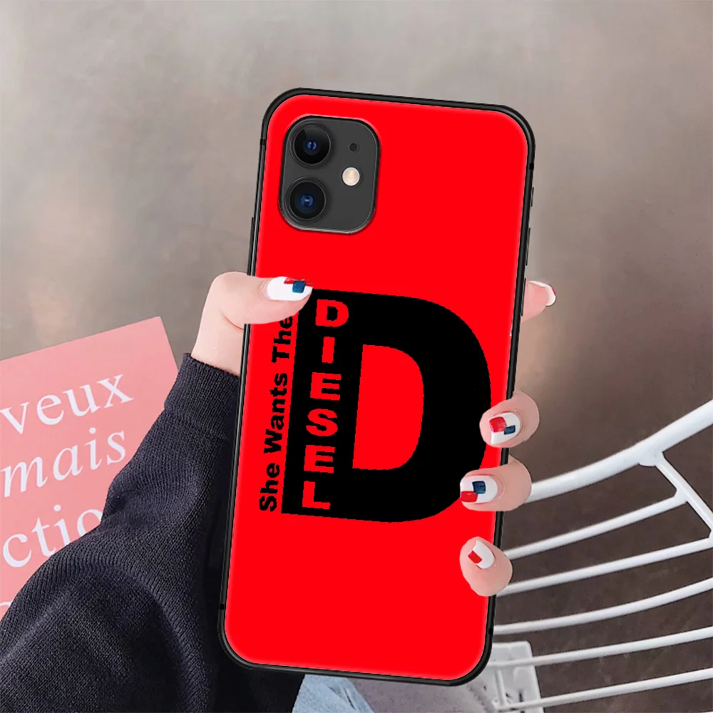 

Luxury Brand DIESEL Phone Case Cover Hull For IPhone 5 5s se 2 6 6s 7 8 12 Mini Plus X XS XR 11 PRO MAX black Hoesjes Silicone