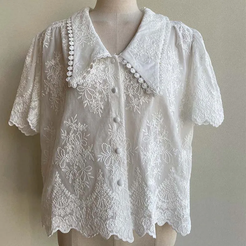 

Korean Elegant Turn-Down Collar Women Lace Shirts Short Sleeve Single-Breasted Loose Female White Blouses Summer Casual Blusas