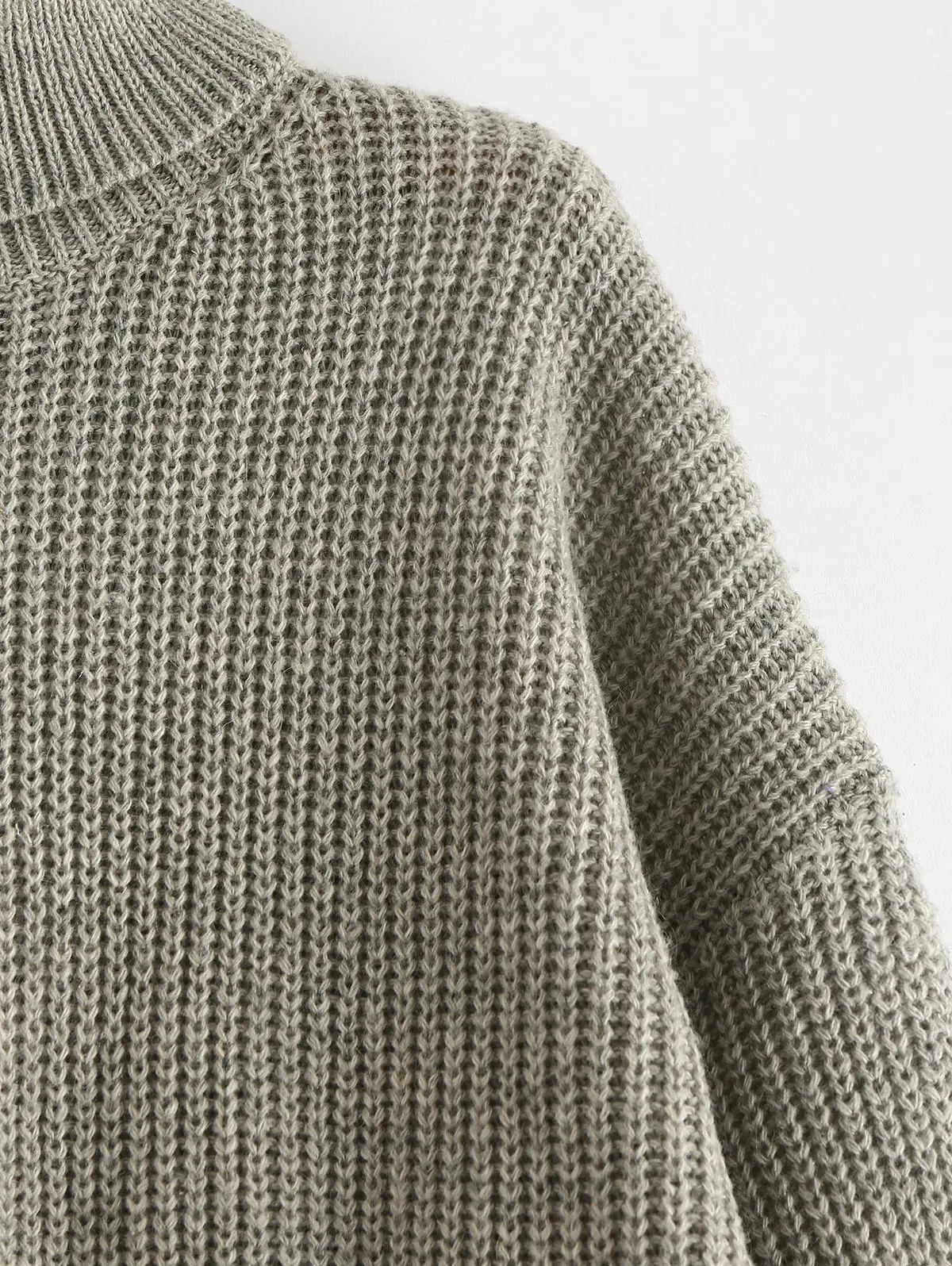 Простой женский свитер с отложным воротником и спущенными плечами от ZAFUL