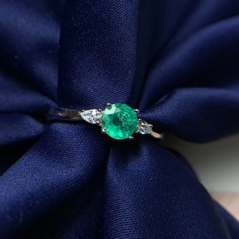 Кольцо из серебра 100% пробы с изумрудом 5 мм|Кольца| |