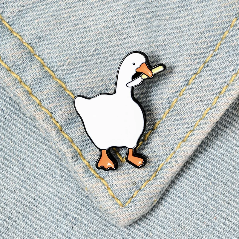 

Creative Cartoon Badge Untitled Goose Game Jewelry Metal Brooch Cute Little Swan Enamel Cardigan Button Garment Decoration