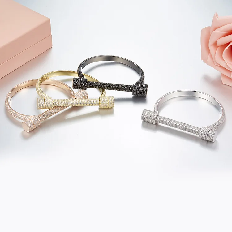 Женский Браслет-манжета с фианитами под розовое золото | Украшения и аксессуары