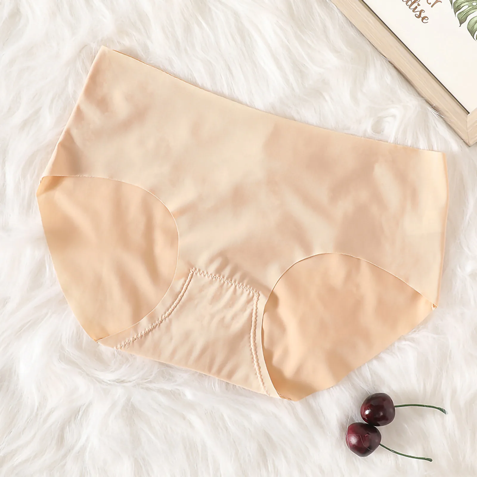 

Women Seamless Panties Traceless Ice Silk Low Waist Underwear For Female Girls Women's Panties Underpant Lingerie Briefs