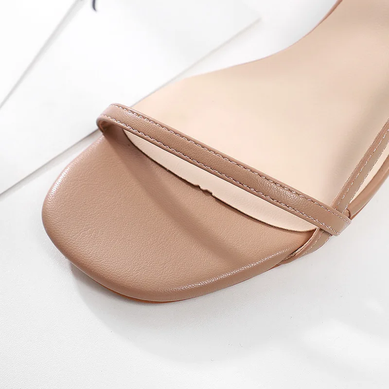 Туфли женские прозрачные с ремешком на щиколотке высокий квадратный каблук 2020 см