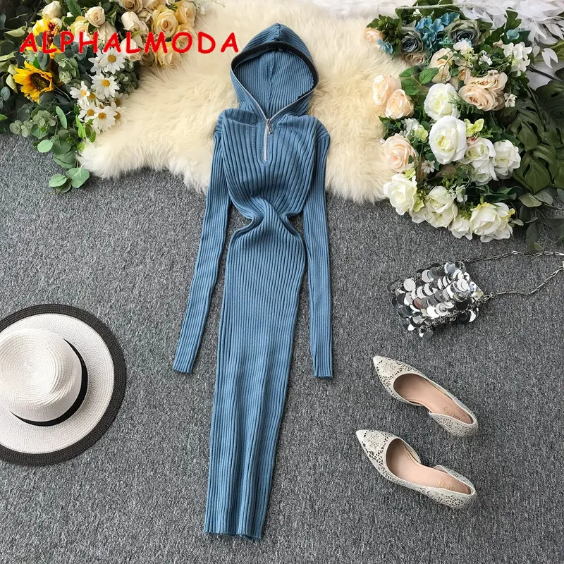 Женское трикотажное платье ALPHALMODA однотонное облегающее пуловер с капюшоном на