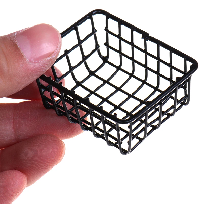 

1:6 Dollhouse Miniature Mini Iron Frame Storage Basket Model Accessories
