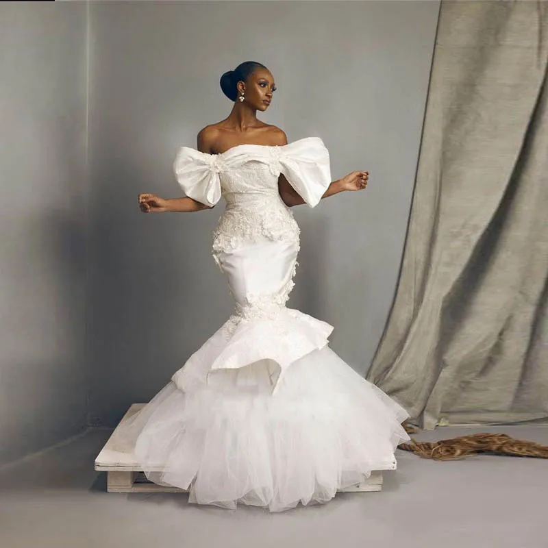 

Off The Shoulder Mermaid Wedding Dresses Lace Appliques Satin And Tulle Tiered Sweep Train Bridla Gowns Wedding Vestidos