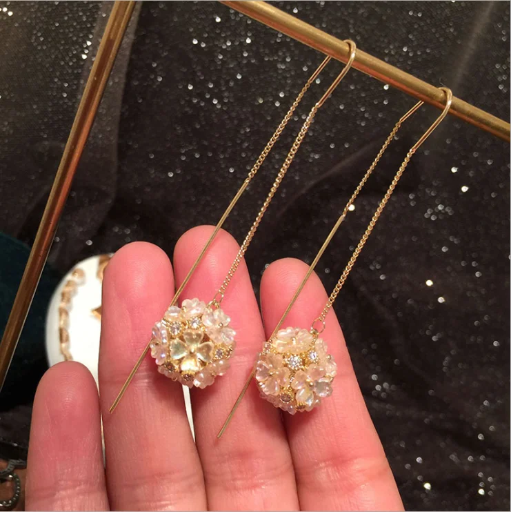 Женские белые серьги Гортензия милая красота Бог полые цветы шарики