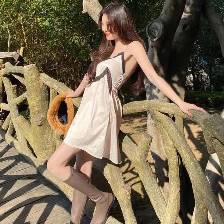 New European Sexy Nightdress Fashion 2021 Summer Silk Women Nightwear Lace Splicing Hanging Belt Skirt Home Wear Sleepwear