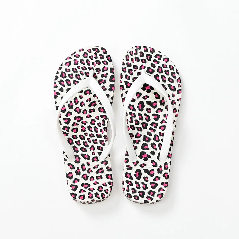 

Women's Flip-flops Girl's Heart Slippers Non-Slip Seaside Household Wear Flat Indoor Shoes