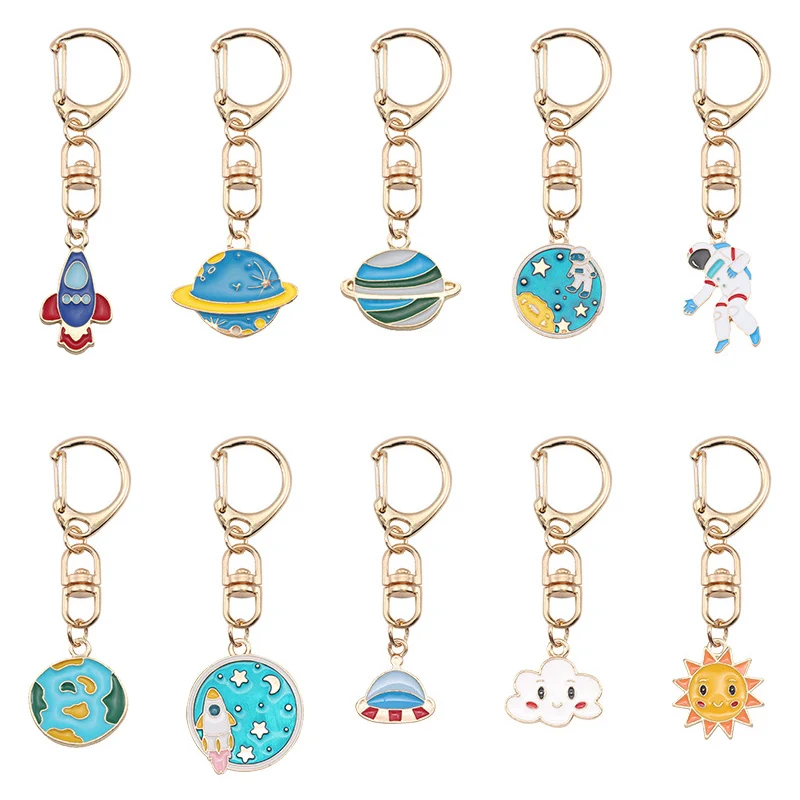 Космонавты и ракеты планету в виде космонавта, Побег из земли НЛО космический корабль звездное небо эмаль кольцо для ключей брелок для астрофиле