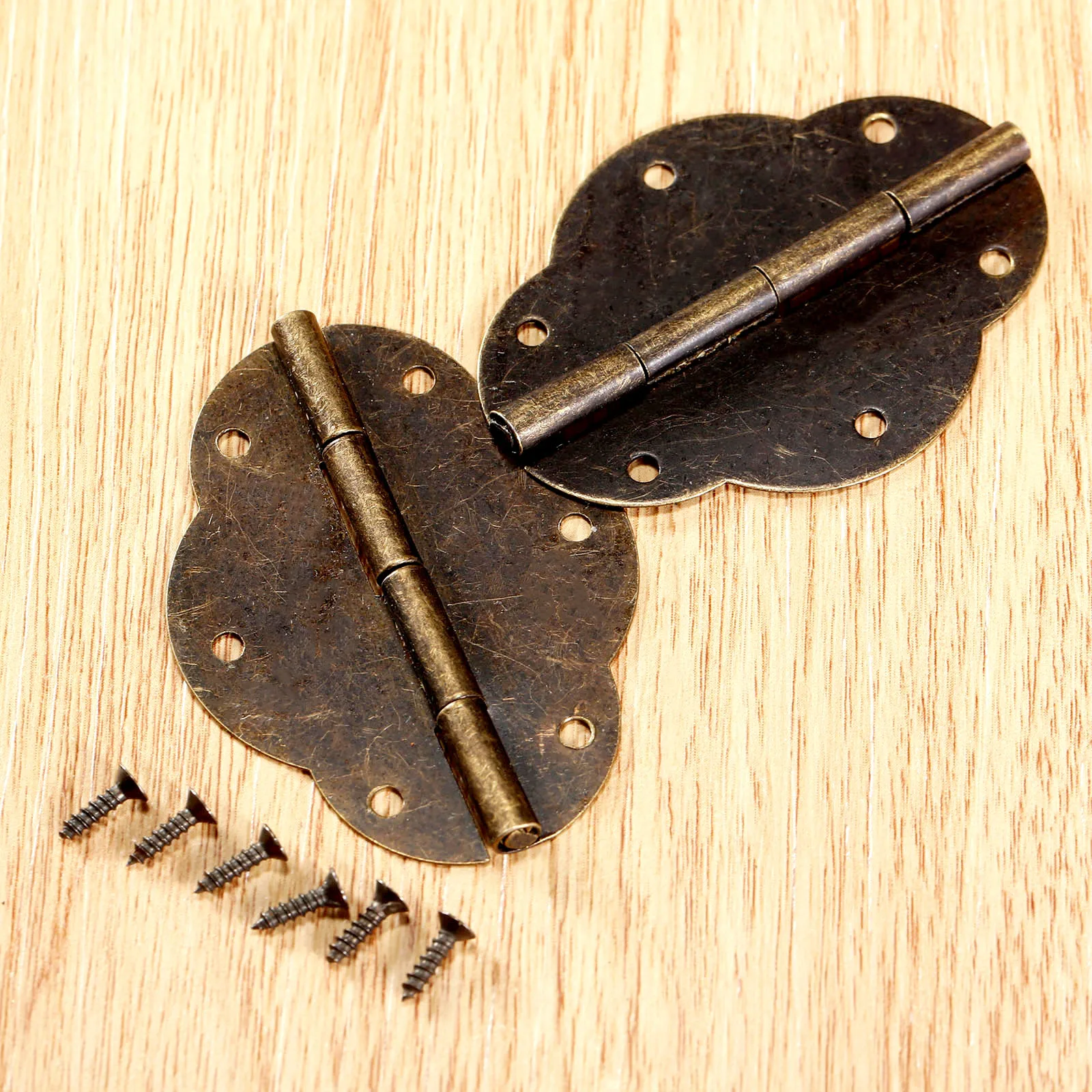 

2 шт., винтажные петли для шкатулки для драгоценностей, 46 мм/56 мм, античная бронза, 6 отверстий, железные декоративные винты, мебельная фурнитура