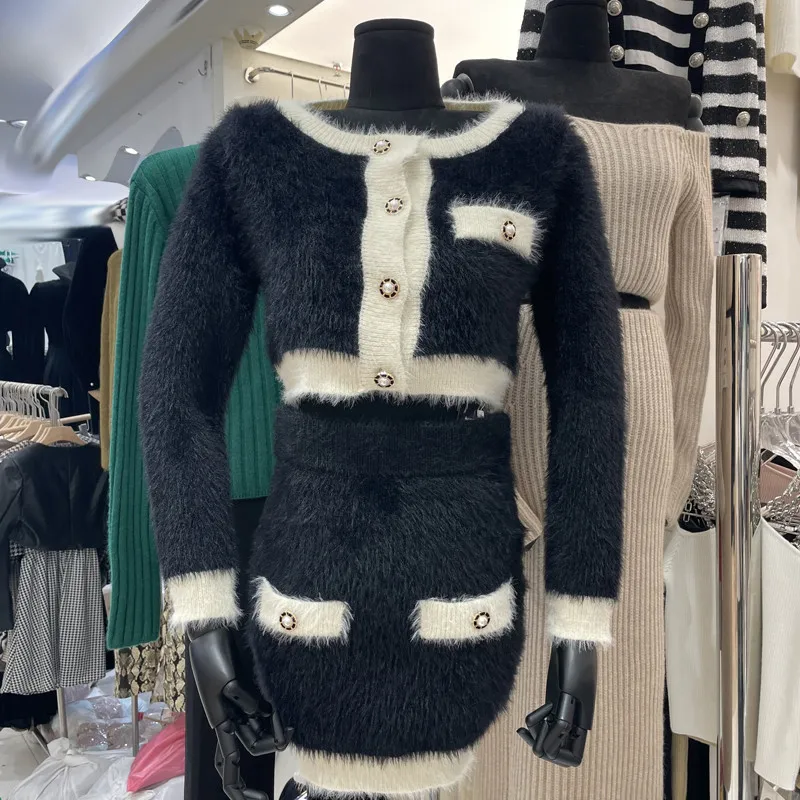 

Женский комплект из 2 предметов BM, вязаный контрастный кардиган с круглым вырезом и мини-юбка с высокой талией, спортивный костюм из 2 предме...