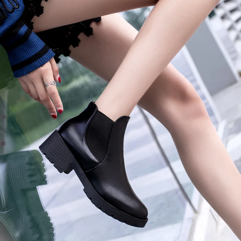Fashion Women Ankle Boots Round Head Thick Bottom PU leather Waterproof Woman Snow Boots Black Platform Boots Women Footwear
