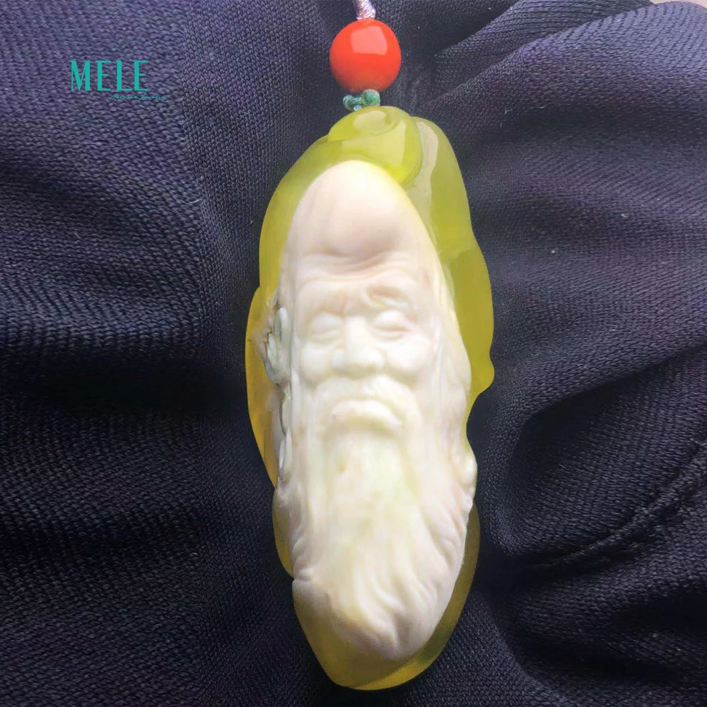 Натуральный камень в форме винограда 320ct неравномерная резьба цвет прозрачный |