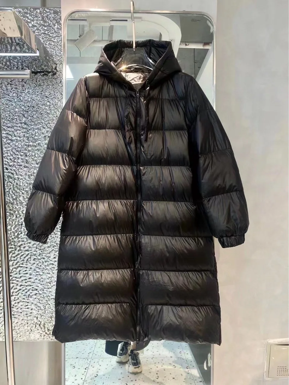 Thick Black Down Jacket Fashion Long Hooded Long Sleeve Winter White Duck Down Jacket Women