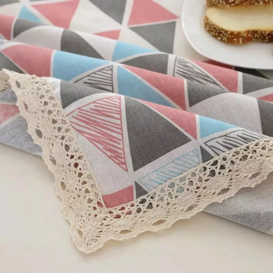 Скатерть прямоугольная с геометрическим принтом современное хлопковое