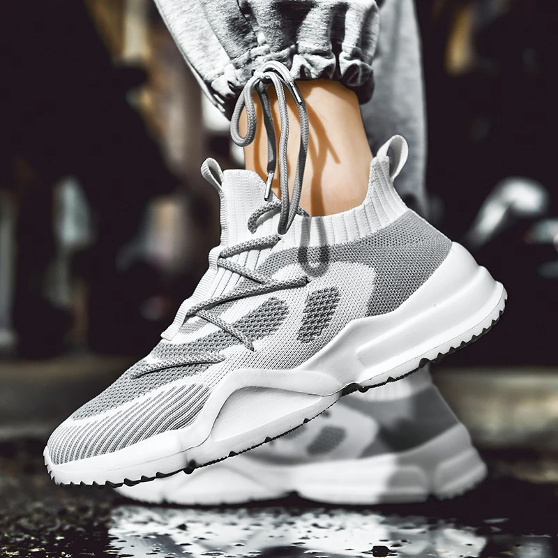 

Fly Weaving Men Running Shoes Mix-color Sock Walking Sneakers 2020 Light Comfortable Men Sport Shoes 46 Men Leisure Shoes Flat