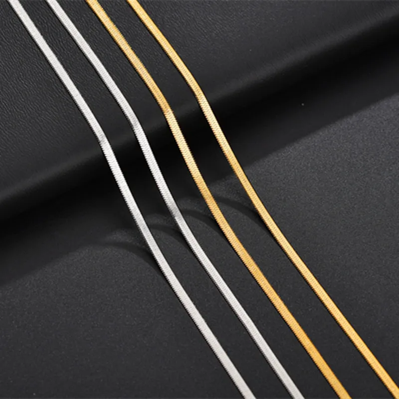 Ожерелье чокер женское из нержавеющей стали колье серебристого цвета с плоским