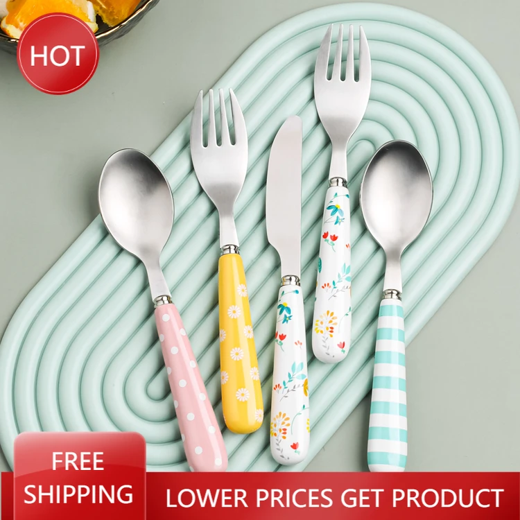

Kids Cute Cutlery Set Dishwasher Safe Stainless Steel Knives Forks Spoons Ceramic Nordic Cutlery Vaisselle Set Tableware AA50DC