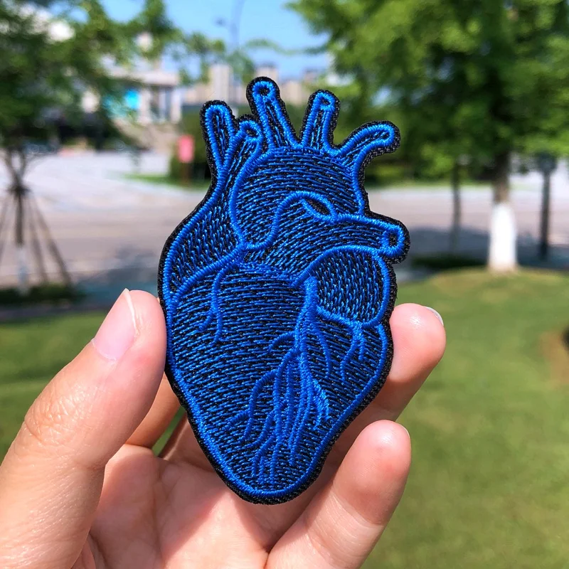 Простые шестицветные нашивки в форме сердца для вышивки одежды швейные на одежду