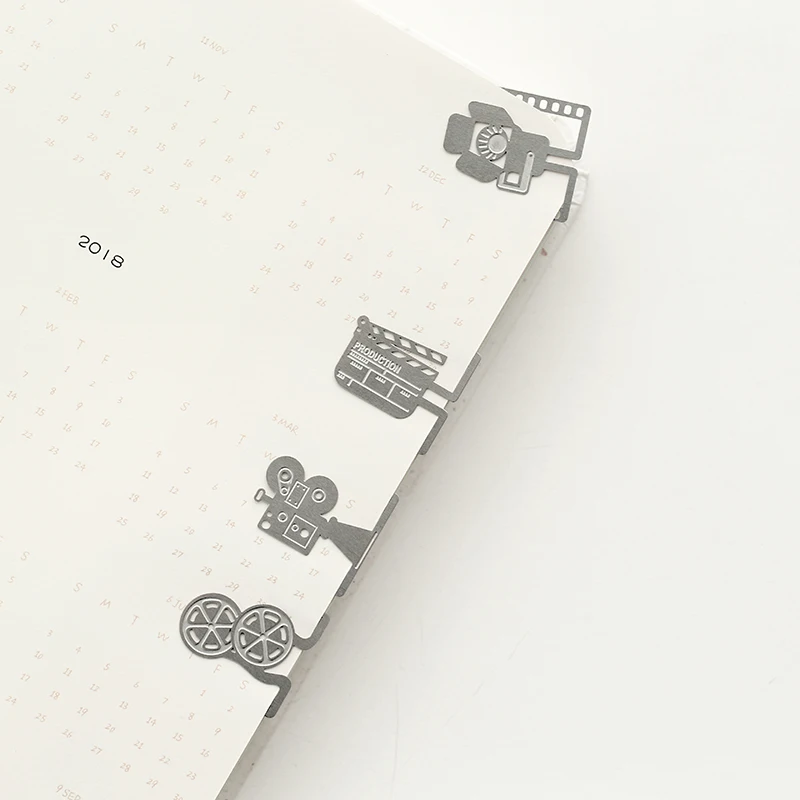 Закладка в рулоне для кулон с изображением из фильма металлическая Канцтовары