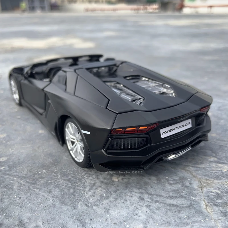 Maisto 1:24 Lamborghini LP700 4 спортивные моделирование брелок для автомобильных ключей