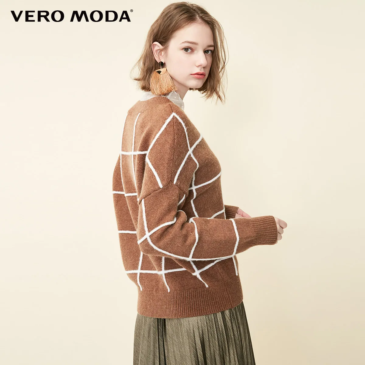 Vero Moda зимний женский свитер в клетку с v-образным вырезом | 319113532 Женская одежда