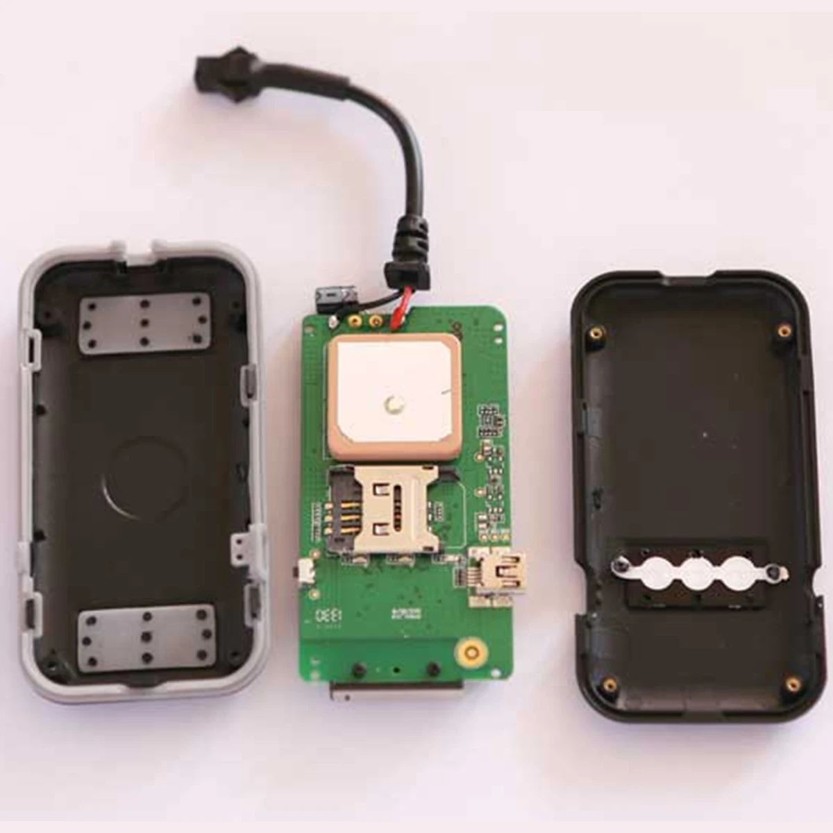 GT02A Car GPS Tracker Guaranteed 100% 4 Band Google Link Real Time Mini Realtime GSM GPRS Locator Device |