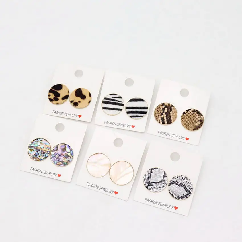 Большие круглые серьги гвоздики в виде абалона с тонкой металлической основой