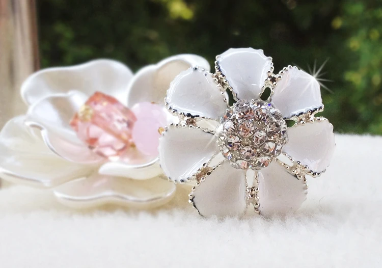 Семи лепестков цветок гвоздики водяная дрель кнопка в Корейском стиле выпечки