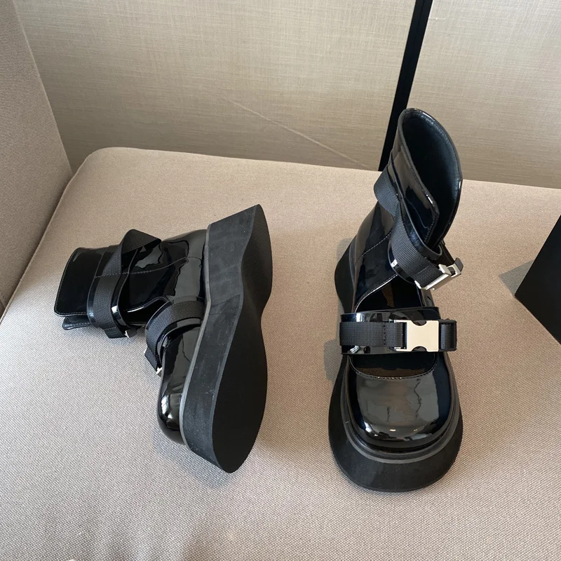 Ботинки женские в стиле ретро на платформе с высокой толстой подошвой ботинки