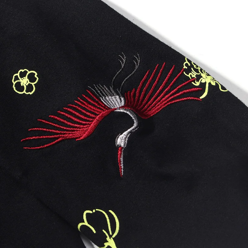 

Chinese Kanji Embroidery Crane T Shirt Men 2021 Hip Hop T Shirt Streetwear Cotton Tops Tees Spring Long Sleeve Harajuku T-Shirts