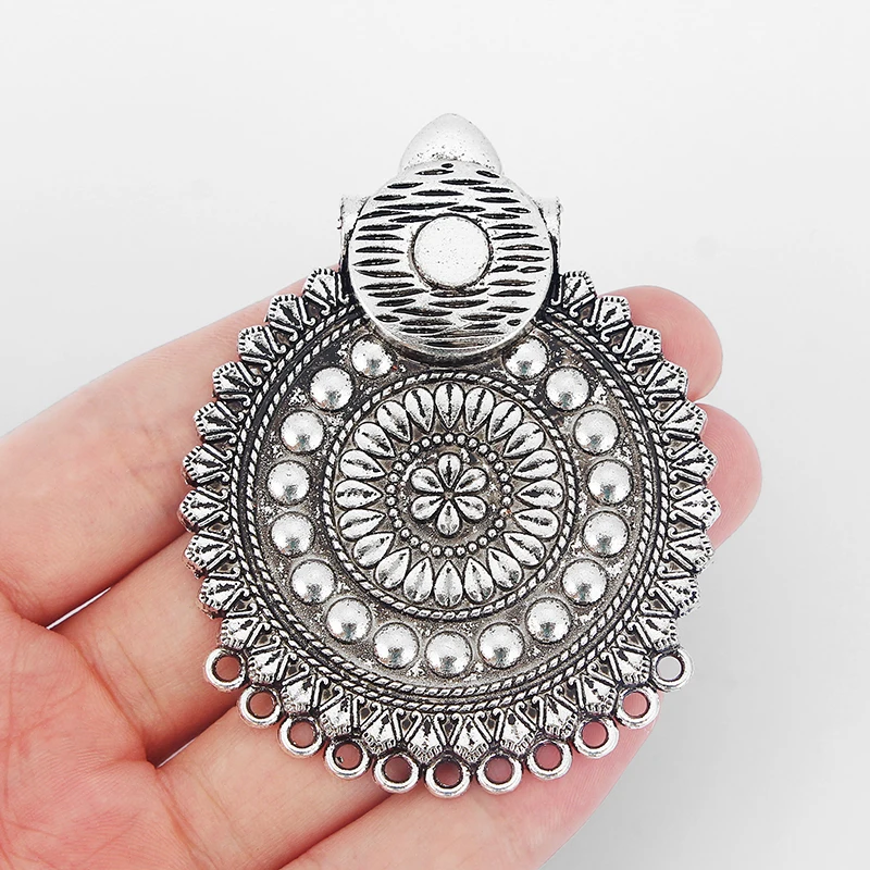 

2PCS Large Metal Alloy Round Charms Carved Flowers Pendants 58*75mm Connectors for Women men Necklace Findings Jewelry Making